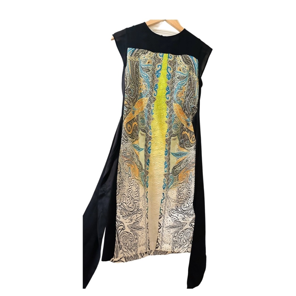 Elegant Black and Multicolor Sleeveless Dress